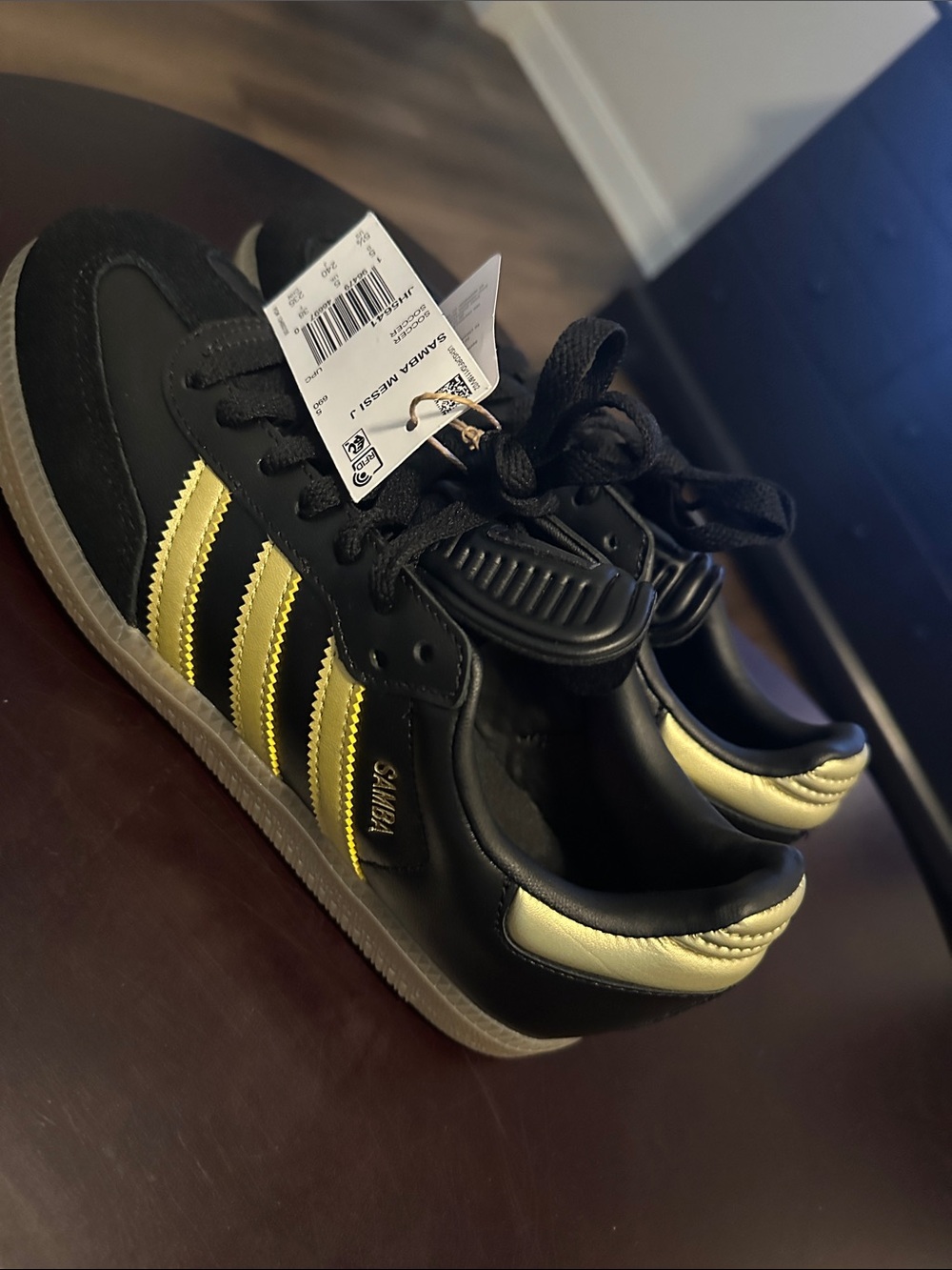 Adidas Black and Gold Samba Classic Sneakers. No original box. - Picture 9 of 16